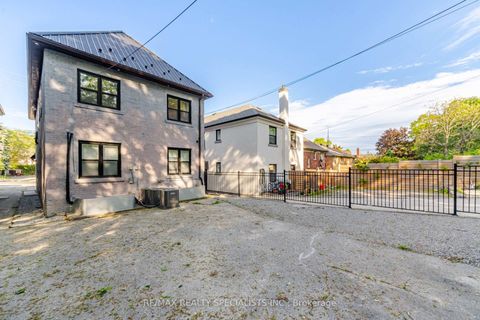 Photo 44 at 298 South Kingsway, Swansea, Toronto