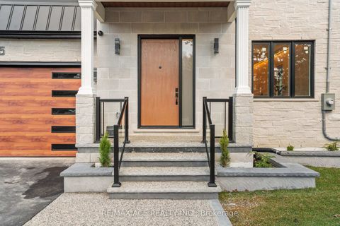 Photo 3 at 5 Larwood Boulevard, Cliffcrest, Toronto