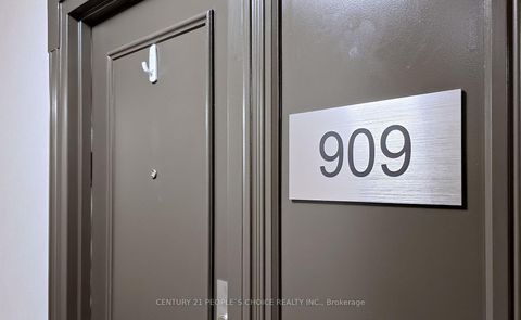Photo 6 at 909 - 250 Davis Drive, Central Newmarket, Newmarket