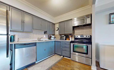 Photo 10 at 909 - 250 Davis Drive, Central Newmarket, Newmarket