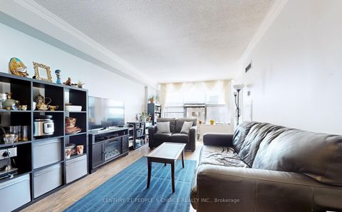 Photo 14 at 909 - 250 Davis Drive, Central Newmarket, Newmarket