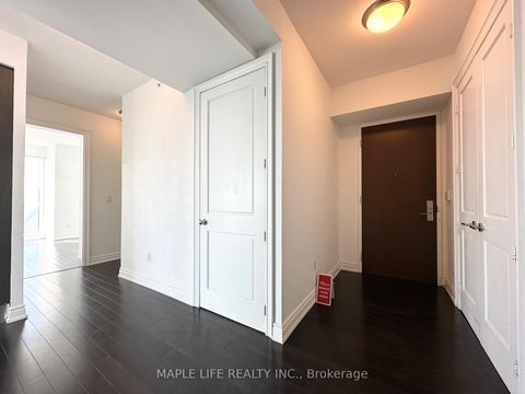 Photo 18 at 6110 - 388 Yonge Street, Bay Street Corridor, Toronto