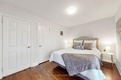 Photo 2 at 40 Donora Drive, Crescent Town, Toronto