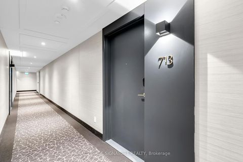 Photo 4 at 713 - 543 Richmond Street W, Waterfront Communities C1, Toronto