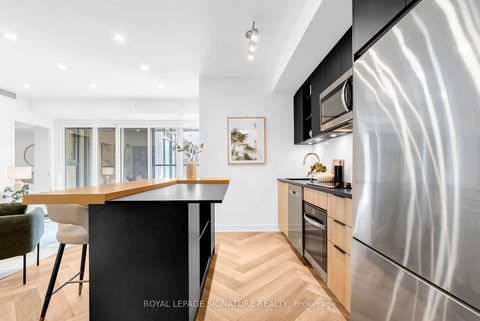 Photo 9 at 713 - 543 Richmond Street W, Waterfront Communities C1, Toronto