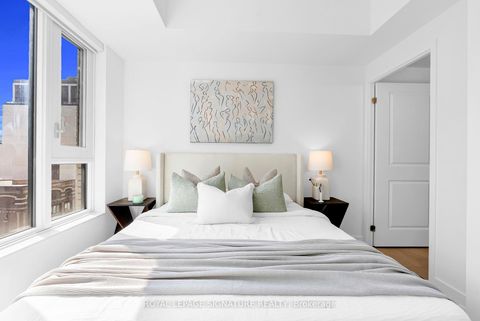Photo 22 at 713 - 543 Richmond Street W, Waterfront Communities C1, Toronto