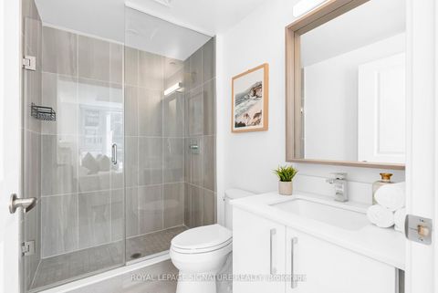 Photo 24 at 713 - 543 Richmond Street W, Waterfront Communities C1, Toronto