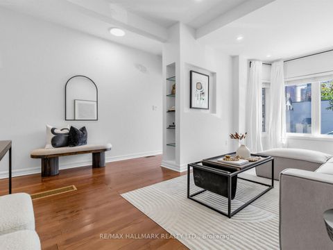 Photo 4 at 62 Doncaster Avenue, Lumsden, Toronto