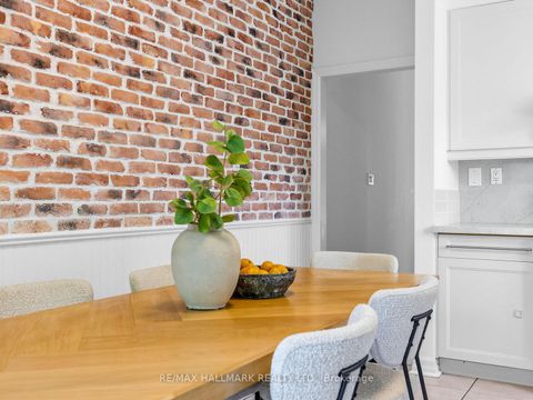 Photo 12 at 62 Doncaster Avenue, Lumsden, Toronto