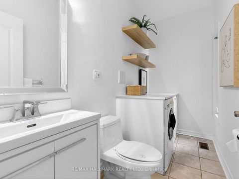 Photo 17 at 62 Doncaster Avenue, Lumsden, Toronto