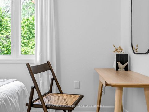 Photo 20 at 62 Doncaster Avenue, Lumsden, Toronto