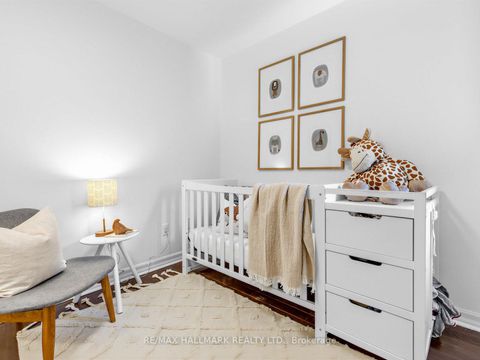 Photo 22 at 62 Doncaster Avenue, Lumsden, Toronto