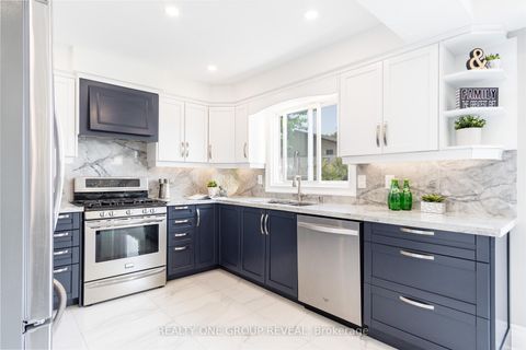 Photo 11 at 124 Bathgate Drive, Centennial Scarborough, Toronto