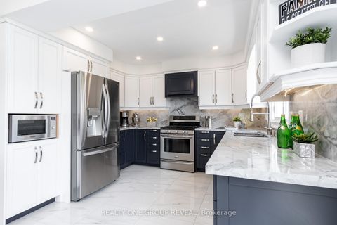 Photo 12 at 124 Bathgate Drive, Centennial Scarborough, Toronto