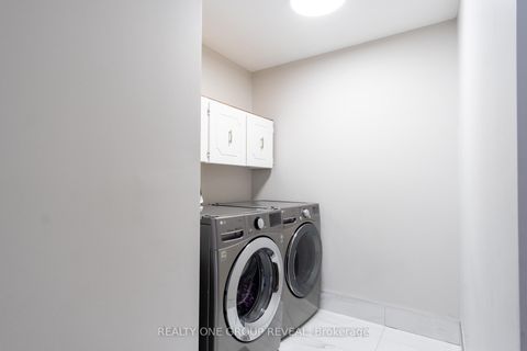 Photo 16 at 124 Bathgate Drive, Centennial Scarborough, Toronto