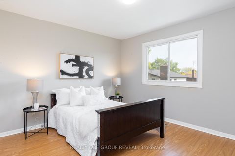 Photo 18 at 124 Bathgate Drive, Centennial Scarborough, Toronto