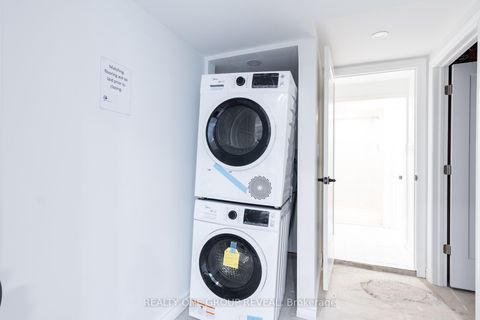 Photo 32 at 124 Bathgate Drive, Centennial Scarborough, Toronto
