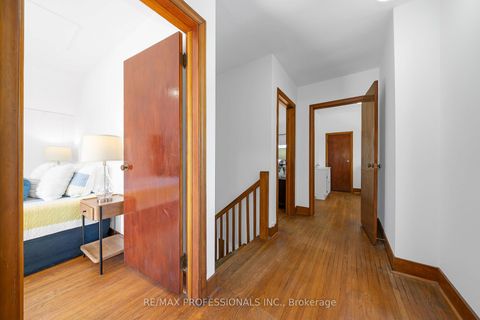 Photo 26 at 29 Tremont Road, City Centre West, Toronto