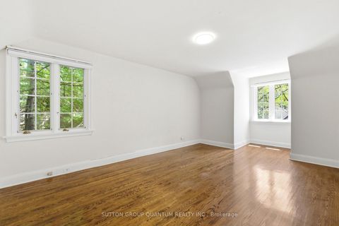Photo 22 at 8 Riverside Crescent, Swansea, Toronto
