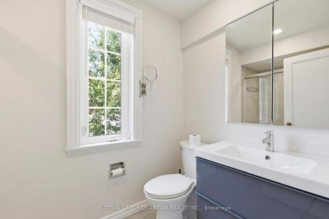 Photo 26 at 8 Riverside Crescent, Swansea, Toronto