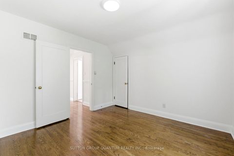 Photo 29 at 8 Riverside Crescent, Swansea, Toronto