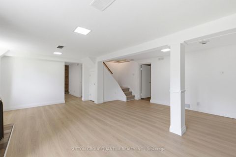 Photo 32 at 8 Riverside Crescent, Swansea, Toronto