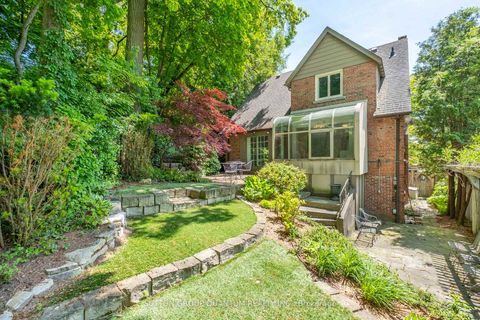 Photo 36 at 8 Riverside Crescent, Swansea, Toronto