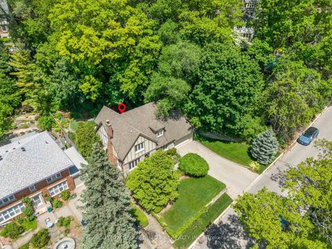 Photo 37 at 8 Riverside Crescent, Swansea, Toronto