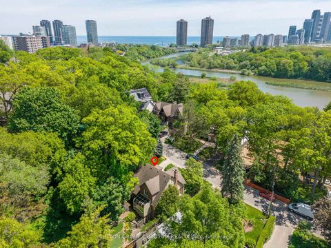 Photo 41 at 8 Riverside Crescent, Swansea, Toronto