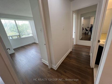 Photo 10 at 609 - 3050 Ellesmere Road, Morningside, Toronto