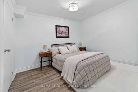 Photo 24 at 61 Lawnwood Court, Mill Pond, Richmond Hill