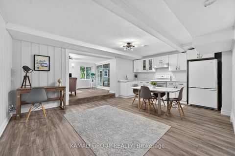 Photo 31 at 61 Lawnwood Court, Mill Pond, Richmond Hill
