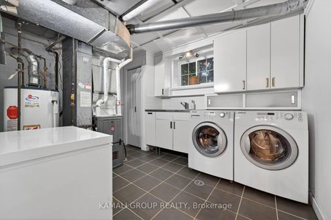 Photo 33 at 61 Lawnwood Court, Mill Pond, Richmond Hill