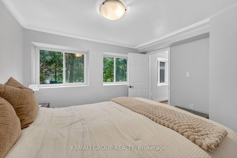 Photo 39 at 61 Lawnwood Court, Mill Pond, Richmond Hill