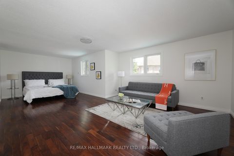 Photo 17 at 58 Pickett Crescent, Westbrook, Richmond Hill