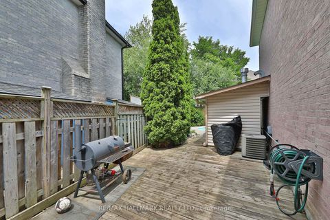Photo 36 at 58 Pickett Crescent, Westbrook, Richmond Hill