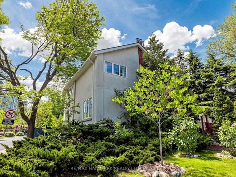Photo 2 at 63 St Clements Avenue, Eglinton, Toronto