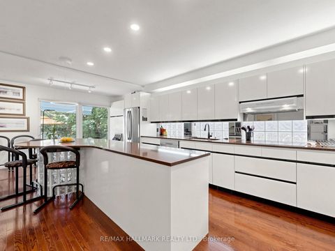 Photo 5 at 63 St Clements Avenue, Eglinton, Toronto