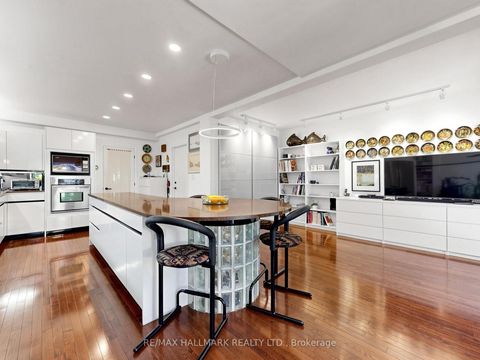 Photo 7 at 63 St Clements Avenue, Eglinton, Toronto