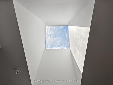Photo 18 at 63 St Clements Avenue, Eglinton, Toronto