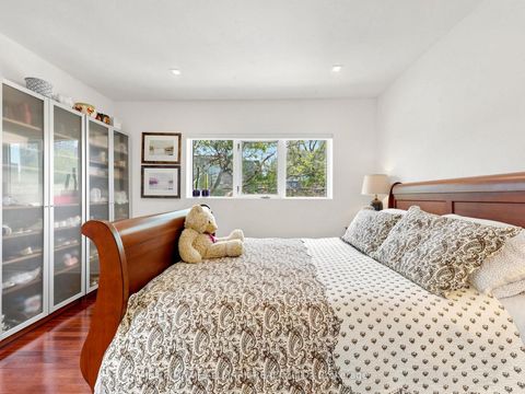 Photo 30 at 63 St Clements Avenue, Eglinton, Toronto