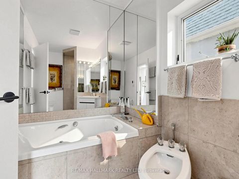 Photo 36 at 63 St Clements Avenue, Eglinton, Toronto