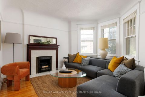 Photo 9 at 219 Howard Park Avenue, Swansea, Toronto