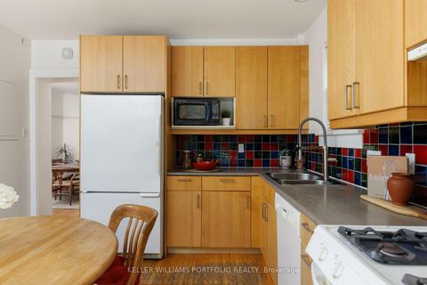 Photo 18 at 219 Howard Park Avenue, Swansea, Toronto