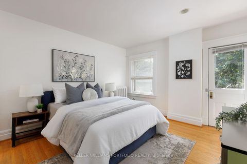 Photo 26 at 219 Howard Park Avenue, Swansea, Toronto