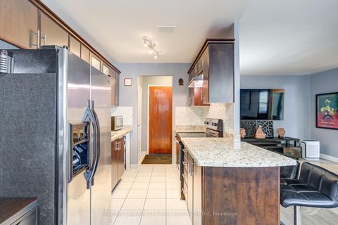 Photo 6 at 208 - 50 Gulliver Road, Amesbury, Toronto