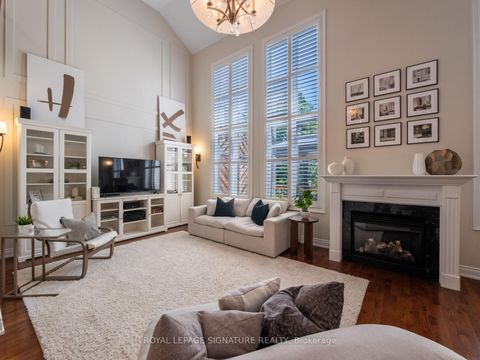 Photo 18 at 9 Grigglestone Lane, Central West, Ajax