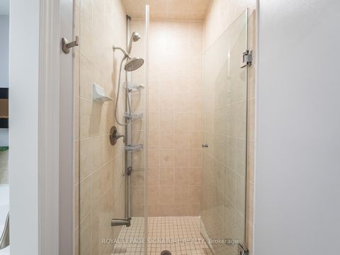 Photo 26 at 9 Grigglestone Lane, Central West, Ajax