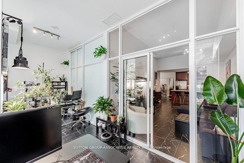 Photo 3 at 110 - 628 Fleet Street, Niagara, Toronto