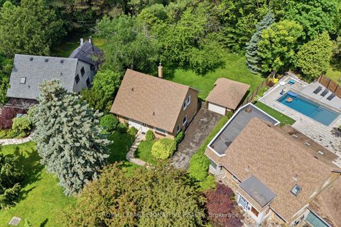 Photo 1 at 34 Addison Crescent, Don Mills, Toronto